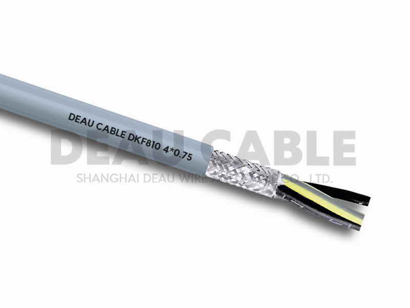 典型應用適用于連續往復運動(dòng)下的安裝， 特別是工業(yè)作用環(huán)境下的頻繁彎曲場(chǎng)合， 如現代化機械標準部件的拖鏈中及物流系統、 操控系統、 機械自動(dòng)化系統等。 數控機床、 電子設備、 五金沖壓、 木材石材機械、 玻璃與門(mén)窗機械、 注塑機、 機械 （人） 手、 建筑機械、 重型機器廠(chǎng) 、 汽車(chē)制造、 起重運輸設備、 自動(dòng)化倉庫、 碼頭、 消防車(chē)等的室內外環(huán)境需要屏蔽的場(chǎng)所。 特別應用重機械負荷， 海岸、 港口、野外， 高低溫、 高污染等惡劣環(huán)境場(chǎng)所。